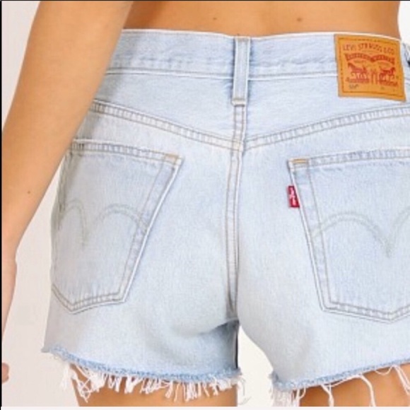 Levi’s 501’s Jean Shorts Denim Cut Offs NWT - Picture 3 of 8